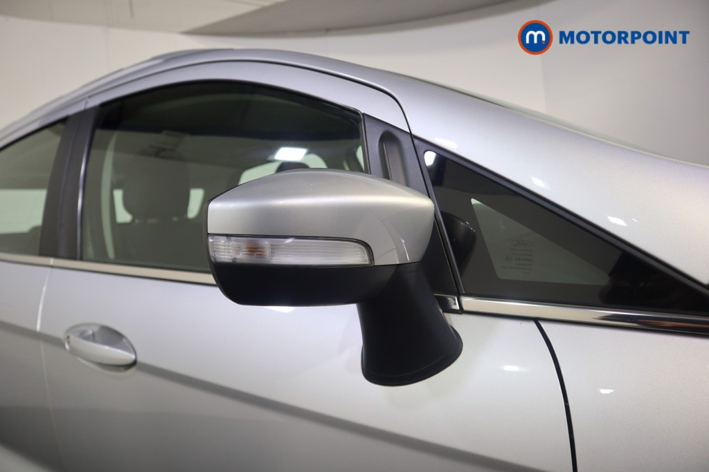 Ford Ecosport Titanium Manual Petrol SUV - Stock Number (1579984) - 22nd supplementary image