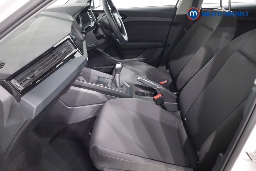 Audi A1 Technik Manual Petrol Hatchback - Stock Number (1580039) - 4th supplementary image
