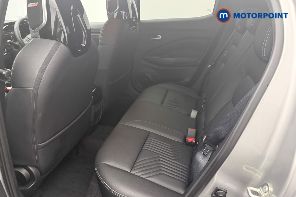 Nissan Juke Tekna Automatic Petrol SUV - Stock Number (1580338) - 4th supplementary image