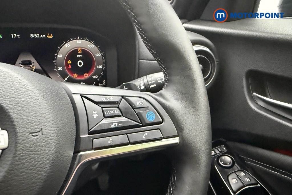 Nissan Juke Tekna Automatic Petrol SUV - Stock Number (1580338) - 8th supplementary image