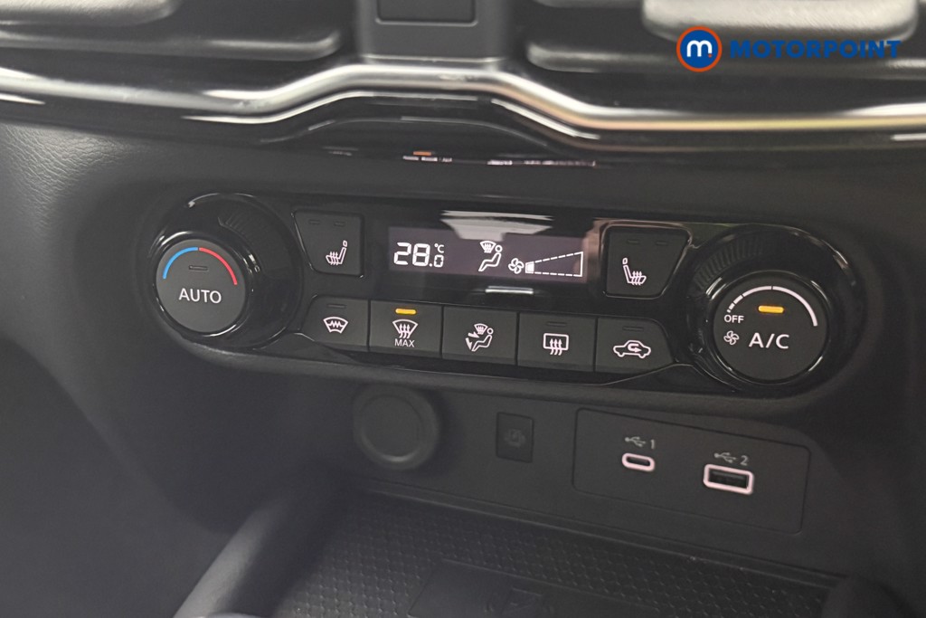 Nissan Juke Tekna Automatic Petrol SUV - Stock Number (1580338) - 13th supplementary image