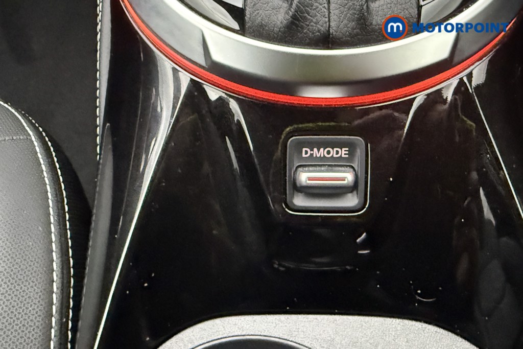 Nissan Juke Tekna Automatic Petrol SUV - Stock Number (1580338) - 17th supplementary image