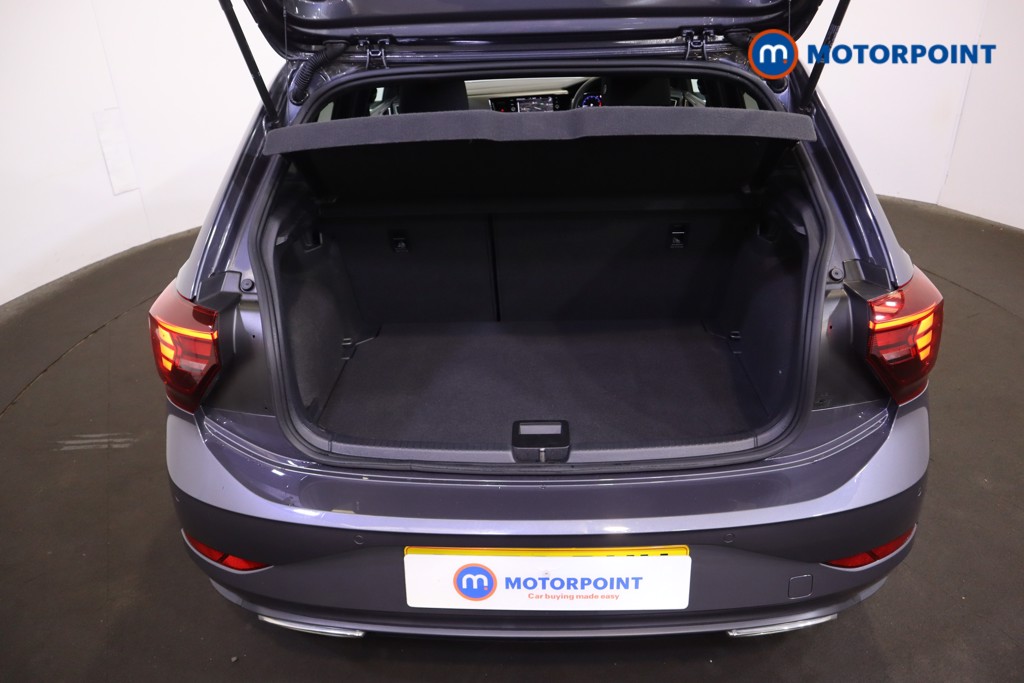 Volkswagen Polo R-Line Automatic Petrol Hatchback - Stock Number (1580366) - 8th supplementary image
