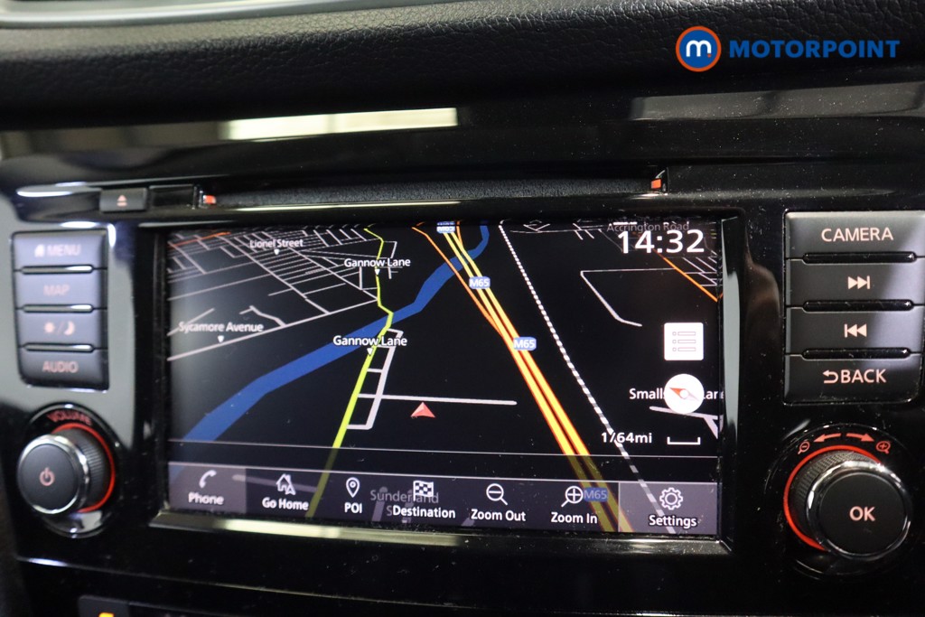 Nissan Qashqai Acenta Premium Manual Diesel SUV - Stock Number (1580378) - 2nd supplementary image
