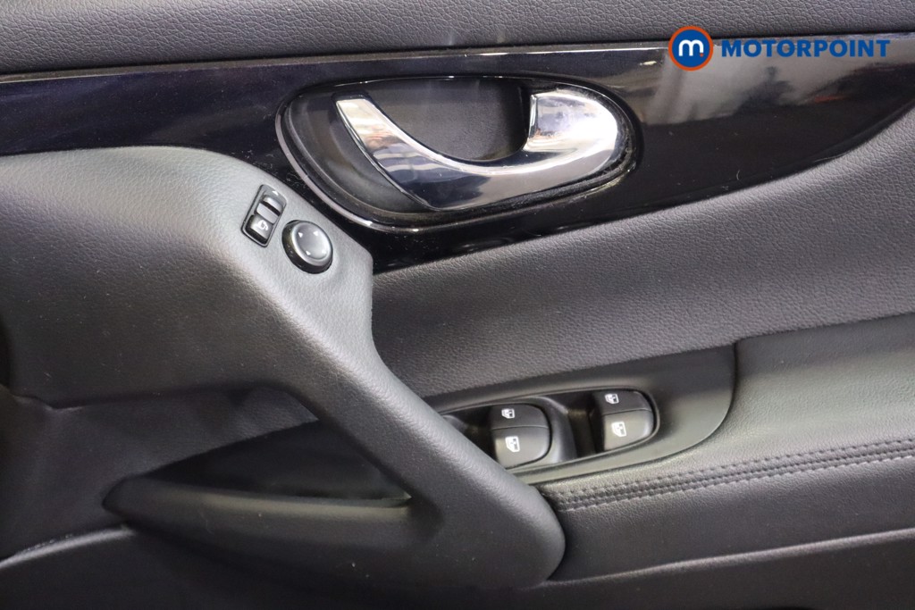 Nissan Qashqai Acenta Premium Manual Diesel SUV - Stock Number (1580378) - 9th supplementary image