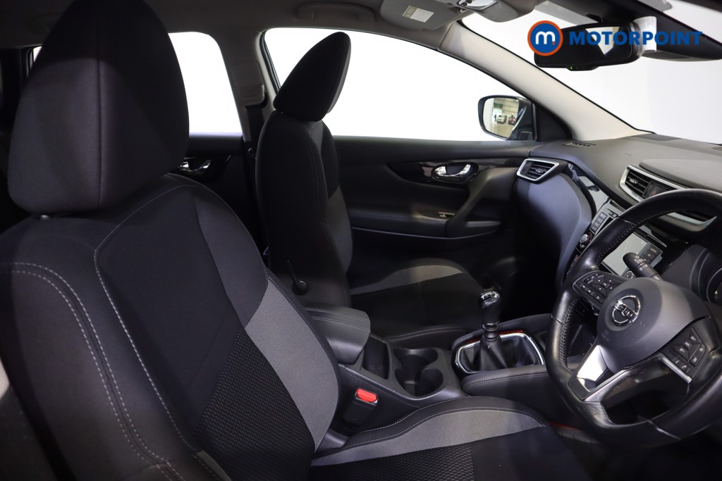 Nissan Qashqai Acenta Premium Manual Diesel SUV - Stock Number (1580378) - 16th supplementary image