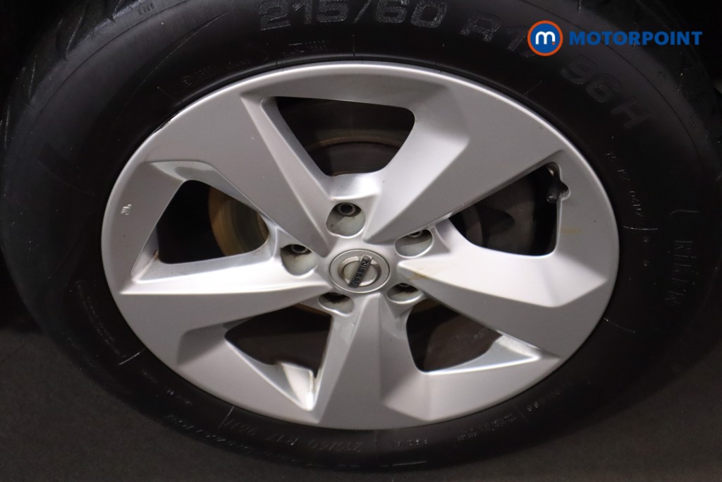 Nissan Qashqai Acenta Premium Manual Diesel SUV - Stock Number (1580378) - 24th supplementary image