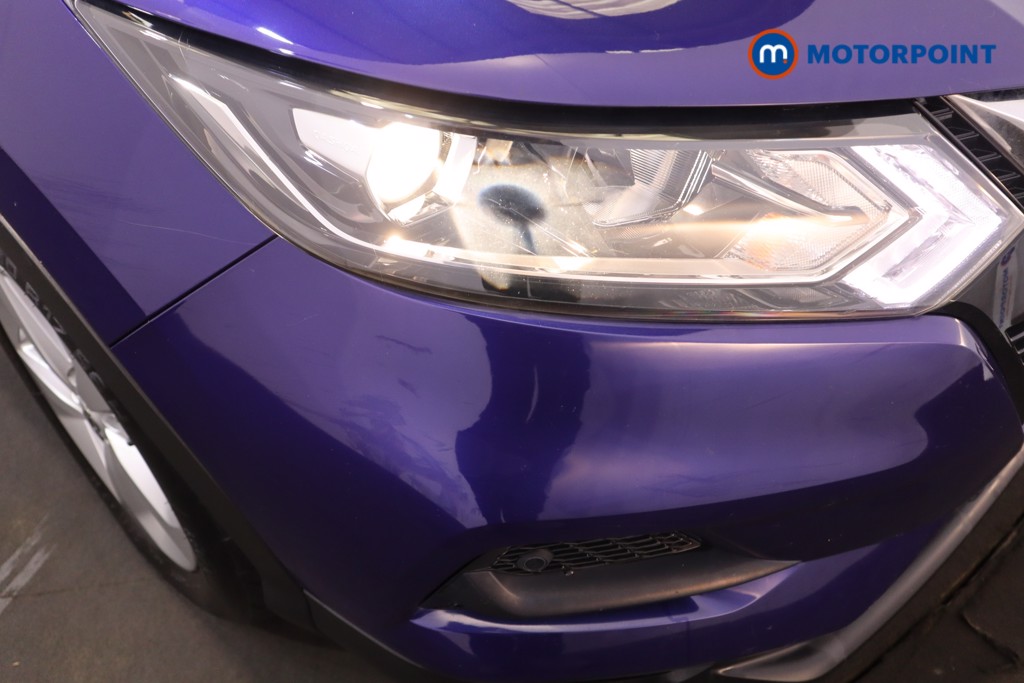 Nissan Qashqai Acenta Premium Manual Diesel SUV - Stock Number (1580378) - 25th supplementary image
