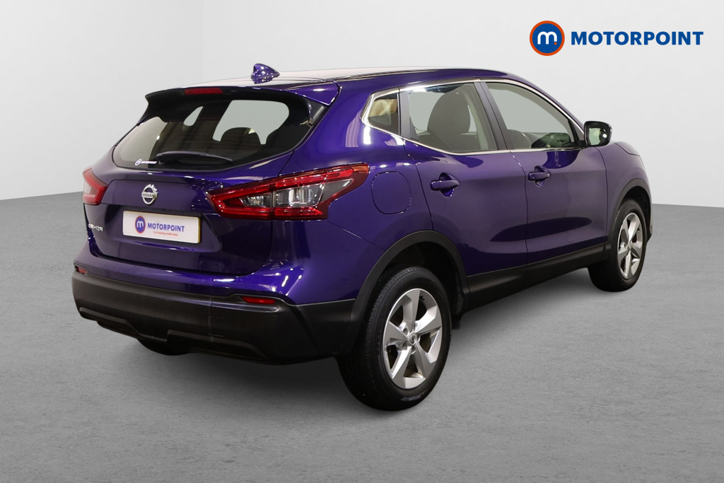 Nissan Qashqai Acenta Premium Manual Diesel SUV - Stock Number (1580378) - Drivers side rear corner