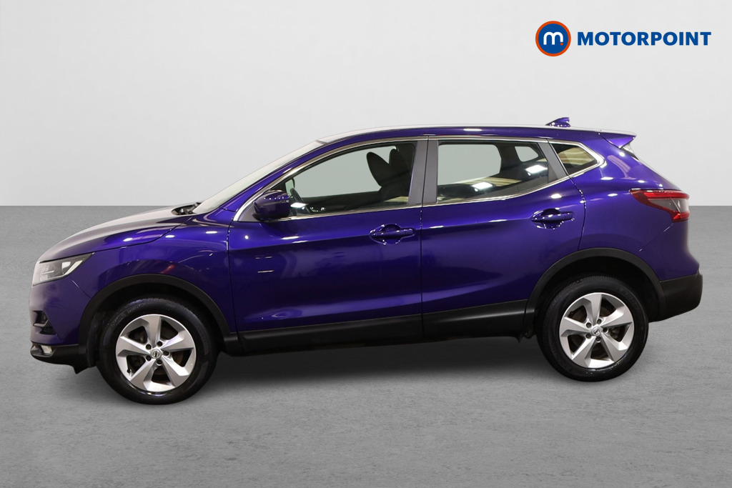 Nissan Qashqai Acenta Premium Manual Diesel SUV - Stock Number (1580378) - Passenger side