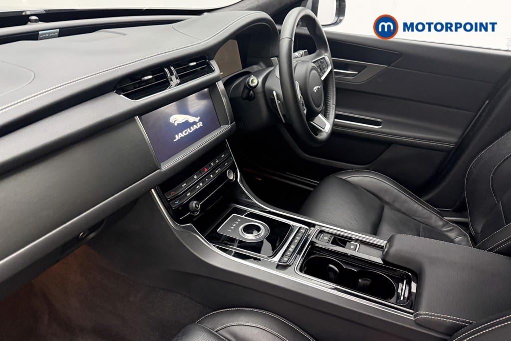 Jaguar XF Chequered Flag Automatic Diesel Estate - Stock Number (1580537) - 3rd supplementary image