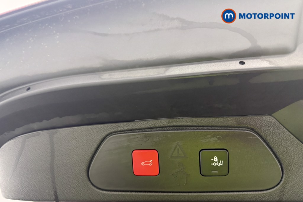 Vauxhall Grandland X Griffin Edition Automatic Petrol SUV - Stock Number (1580593) - 9th supplementary image