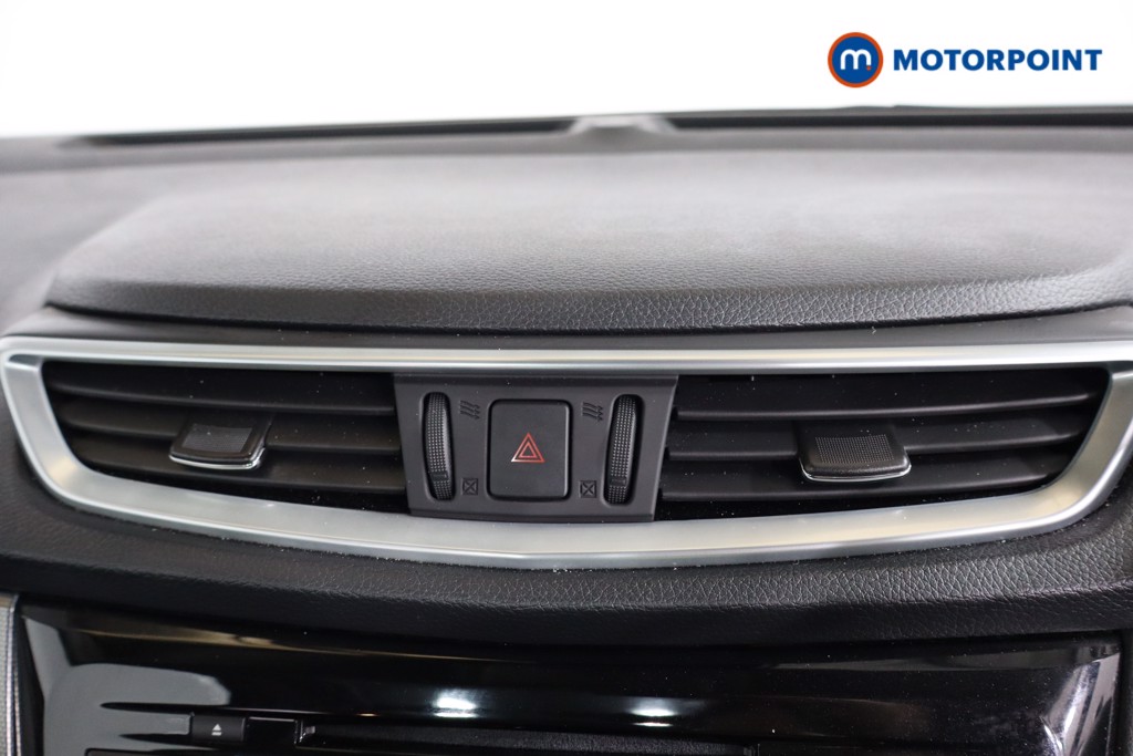 Nissan Qashqai Tekna Automatic Petrol SUV - Stock Number (1580804) - 4th supplementary image