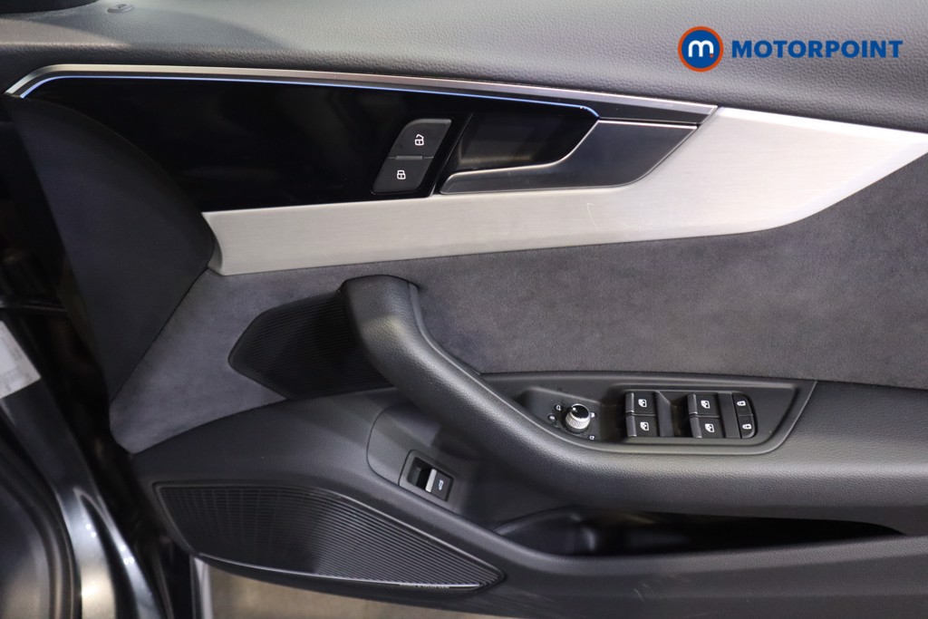 Audi A4 S Line Automatic Diesel Estate - Stock Number (1580907) - 9th supplementary image