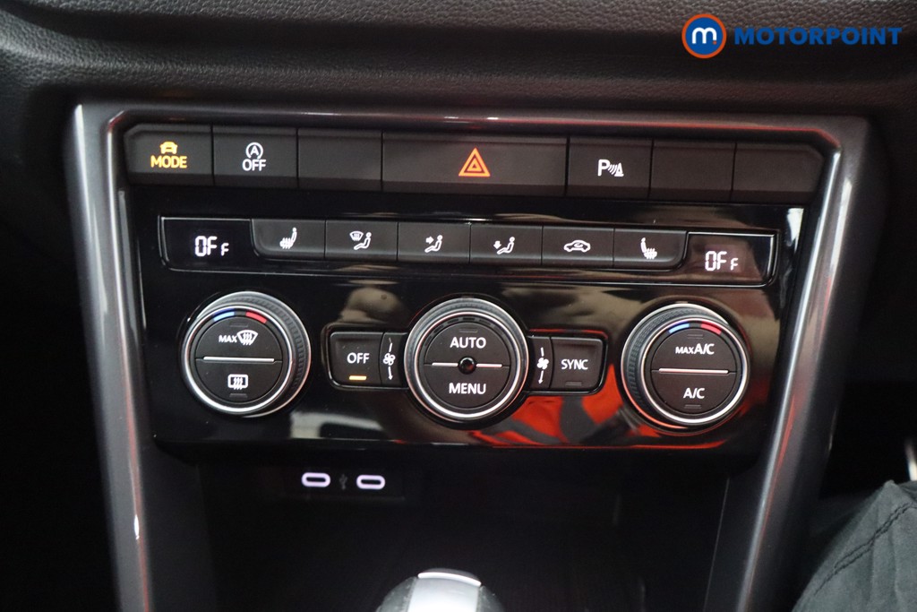 Volkswagen T-Roc R-Line Automatic Petrol SUV - Stock Number (1580922) - 8th supplementary image