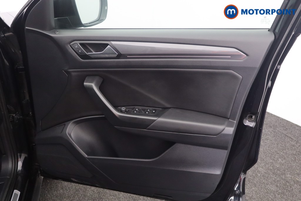 Volkswagen T-Roc R-Line Automatic Petrol SUV - Stock Number (1580922) - 12th supplementary image