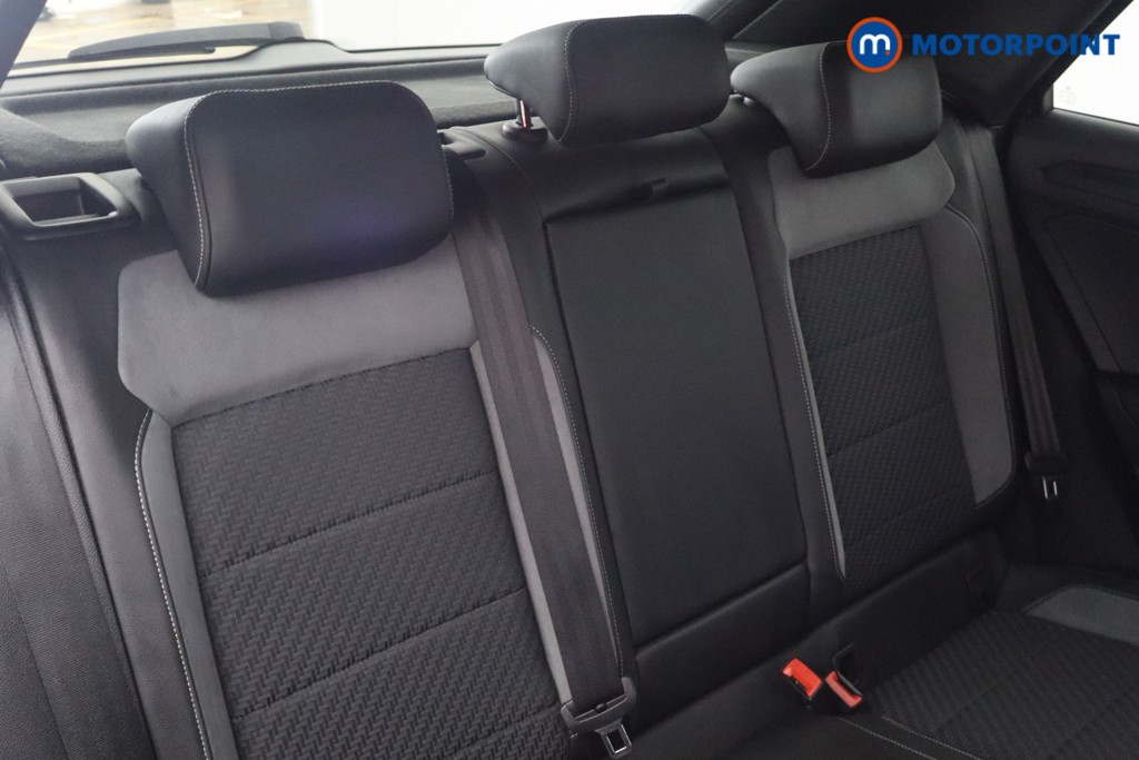 Volkswagen T-Roc R-Line Automatic Petrol SUV - Stock Number (1580922) - 16th supplementary image