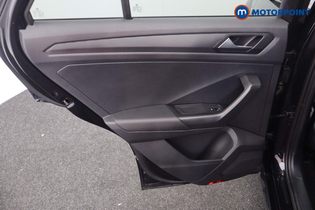 Volkswagen T-Roc R-Line Automatic Petrol SUV - Stock Number (1580922) - 19th supplementary image