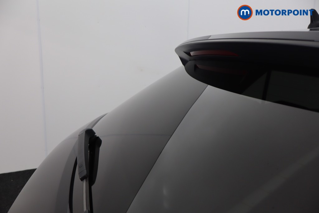 Volkswagen T-Roc R-Line Automatic Petrol SUV - Stock Number (1580922) - 33rd supplementary image