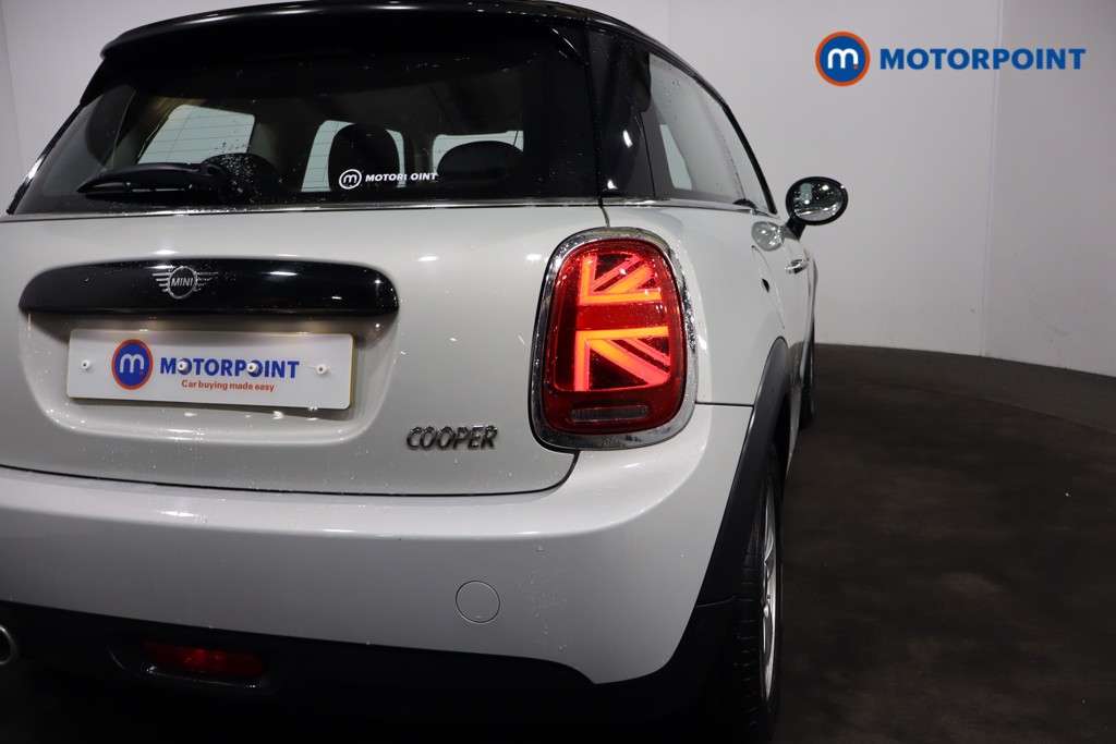Mini Hatchback Cooper Classic Automatic Petrol Hatchback - Stock Number (1580983) - 29th supplementary image