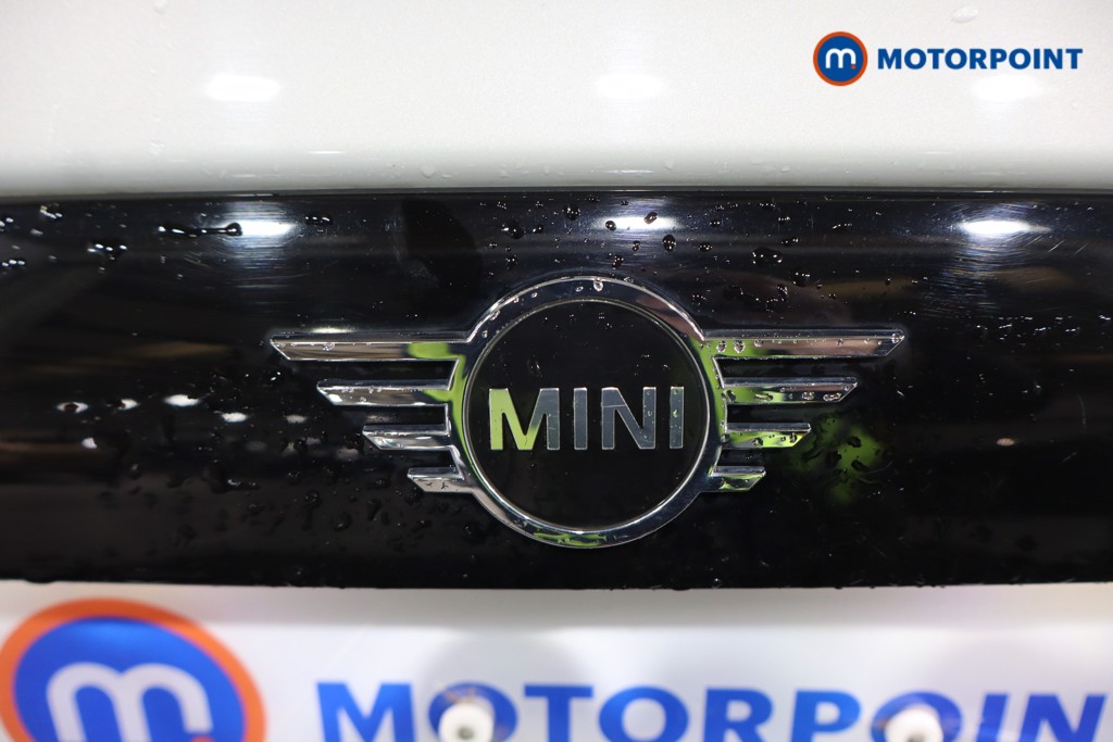 Mini Hatchback Cooper Classic Automatic Petrol Hatchback - Stock Number (1580983) - 31st supplementary image