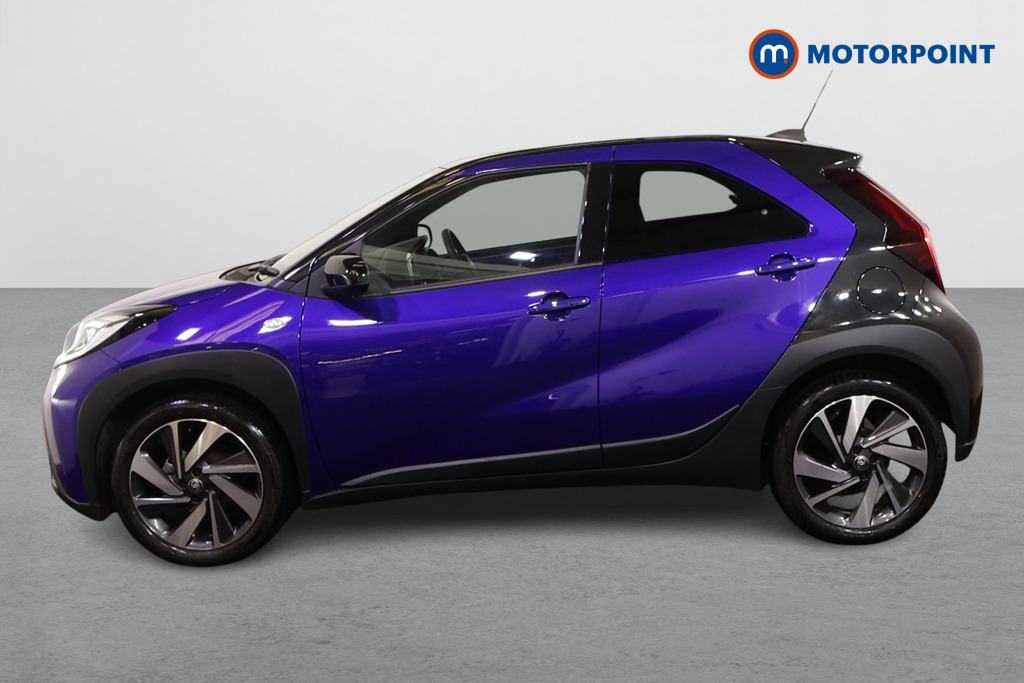 Toyota Aygo X Exclusive Manual Petrol Hatchback - Stock Number (1581159) - Passenger side
