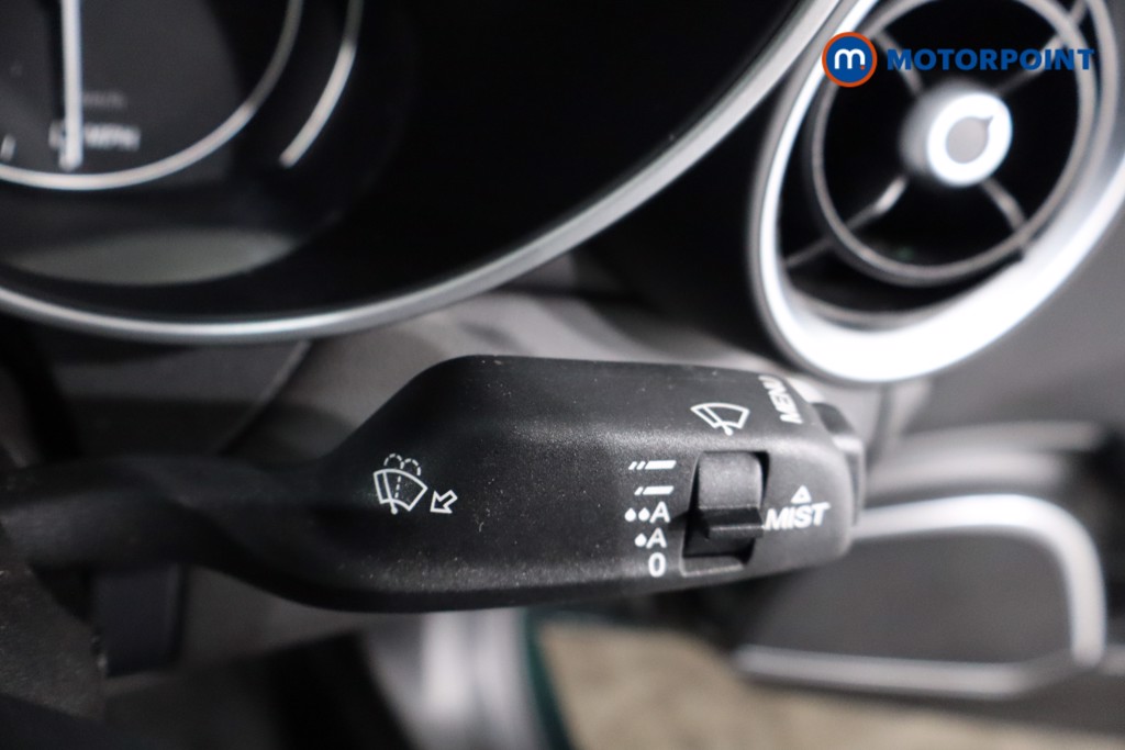 Alfa Romeo Giulia Lusso Ti Automatic Petrol Saloon - Stock Number (1581255) - 20th supplementary image