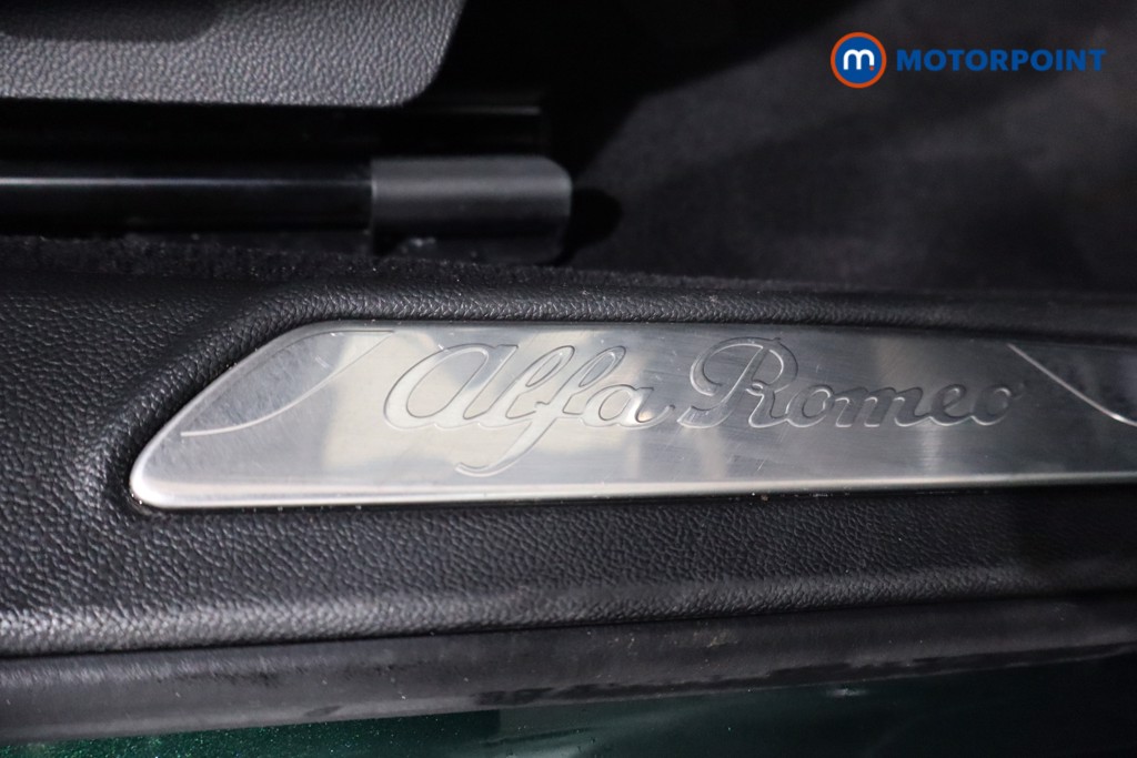 Alfa Romeo Giulia Lusso Ti Automatic Petrol Saloon - Stock Number (1581255) - 23rd supplementary image