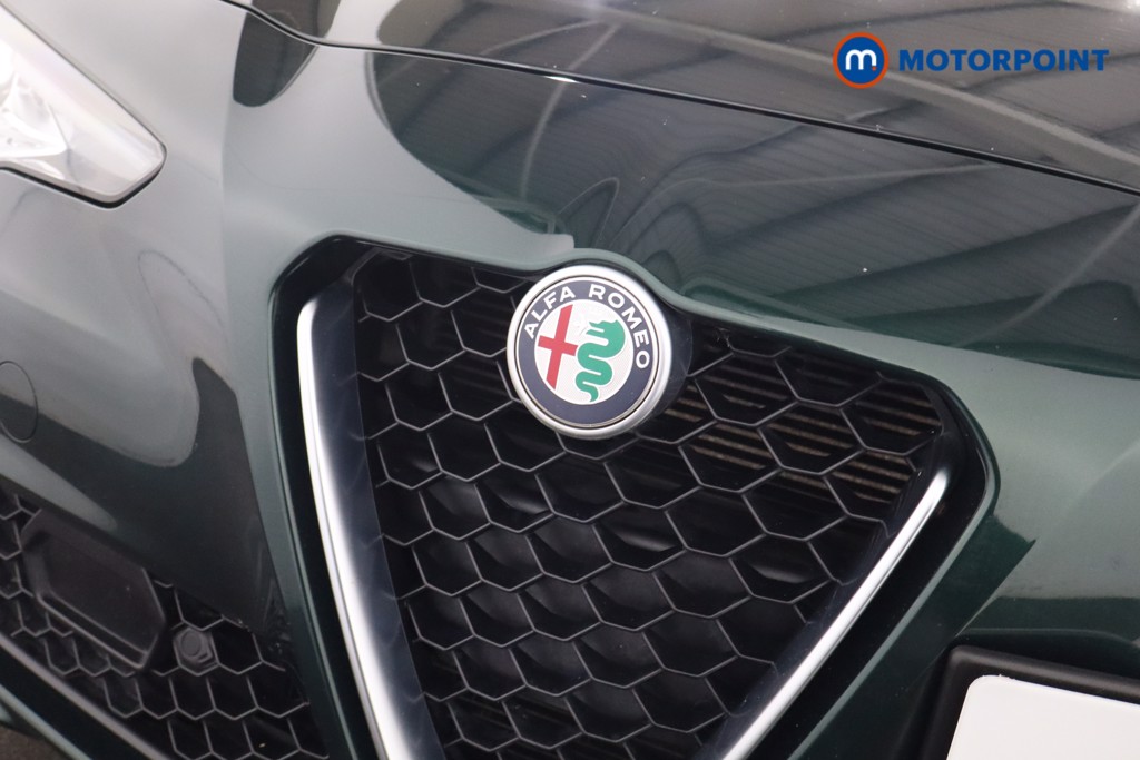 Alfa Romeo Giulia Lusso Ti Automatic Petrol Saloon - Stock Number (1581255) - 33rd supplementary image
