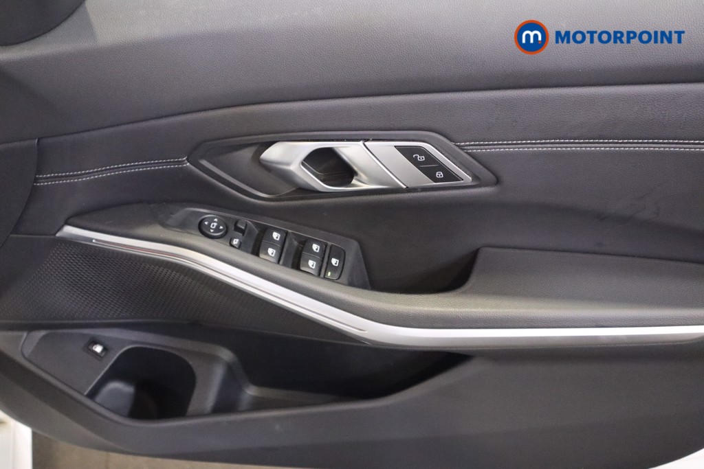 BMW 3 Series M Sport Automatic Petrol Plug-In Hybrid Saloon - Stock Number (1581440) - 13th supplementary image