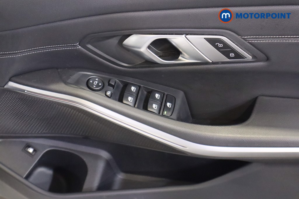 BMW 3 Series M Sport Automatic Petrol Plug-In Hybrid Saloon - Stock Number (1581440) - 14th supplementary image
