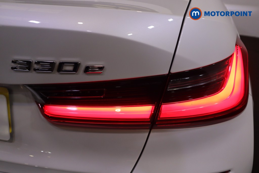 BMW 3 Series M Sport Automatic Petrol Plug-In Hybrid Saloon - Stock Number (1581440) - 31st supplementary image