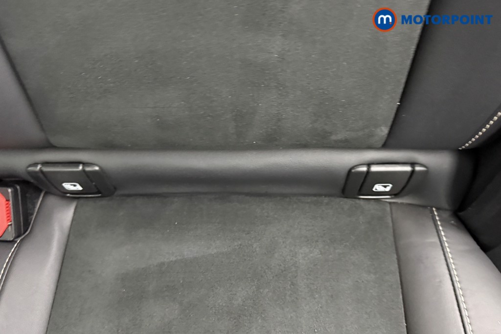 Volvo Xc40 R Design Automatic Petrol SUV - Stock Number (1581460) - 24th supplementary image