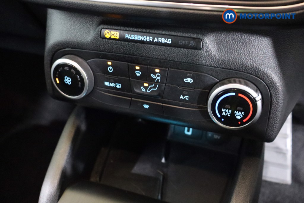 Ford Focus Active Automatic Diesel Hatchback - Stock Number (1581548) - 11th supplementary image