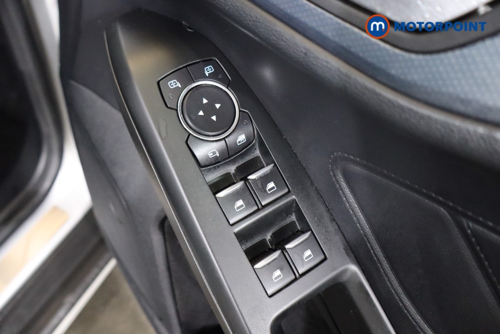 Ford Focus Active Automatic Diesel Hatchback - Stock Number (1581548) - 18th supplementary image