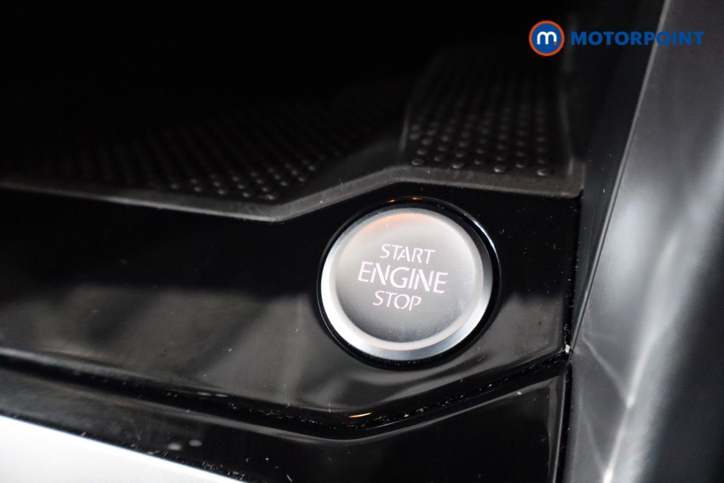 Volkswagen T-Roc Match Automatic Petrol SUV - Stock Number (1581575) - 13th supplementary image