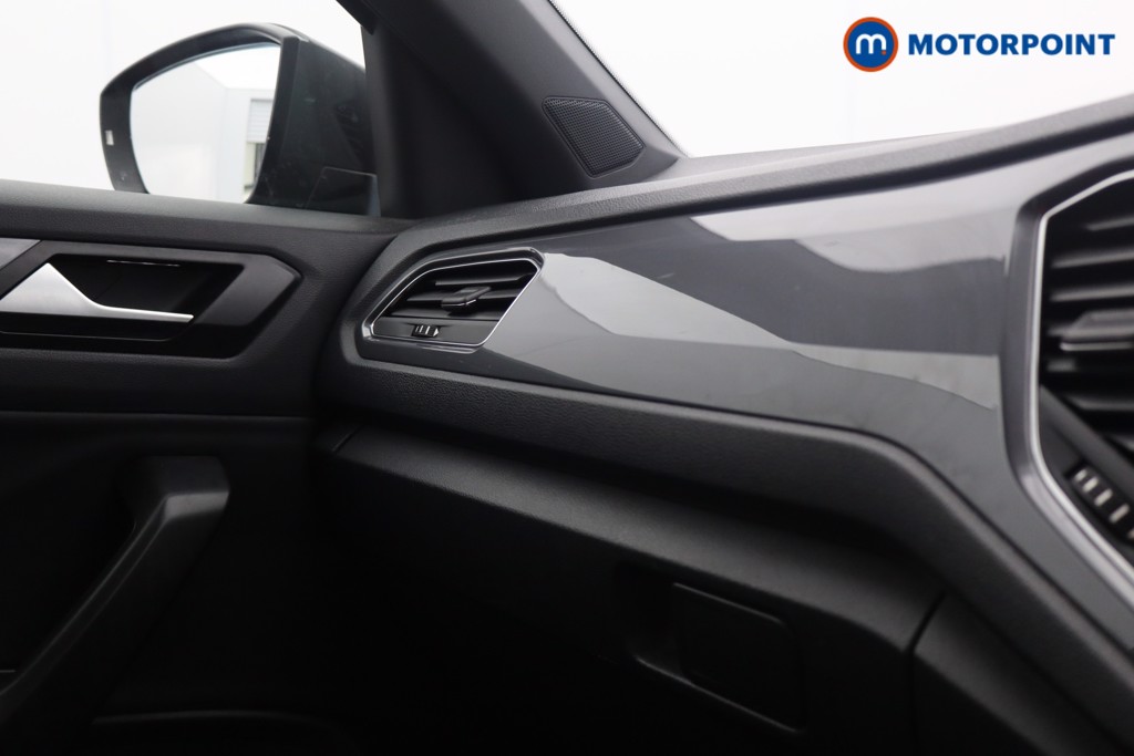 Volkswagen T-Roc R-Line Automatic Petrol SUV - Stock Number (1581725) - 10th supplementary image