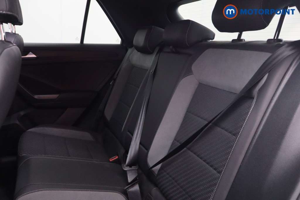 Volkswagen T-Roc R-Line Automatic Petrol SUV - Stock Number (1581725) - 17th supplementary image