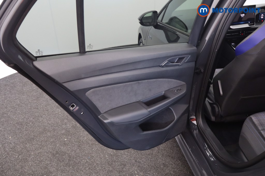 Volkswagen Golf GTE Automatic Petrol Plug-In Hybrid Hatchback - Stock Number (1581726) - 18th supplementary image