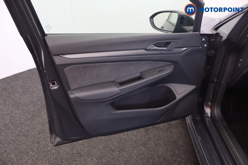 Volkswagen Golf GTE Automatic Petrol Plug-In Hybrid Hatchback - Stock Number (1581726) - 19th supplementary image