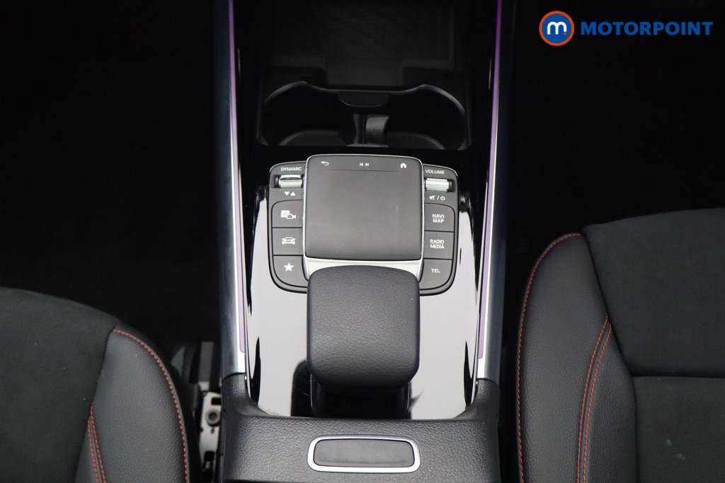 Mercedes-Benz EQA Amg Line Automatic Electric SUV - Stock Number (1581730) - 4th supplementary image