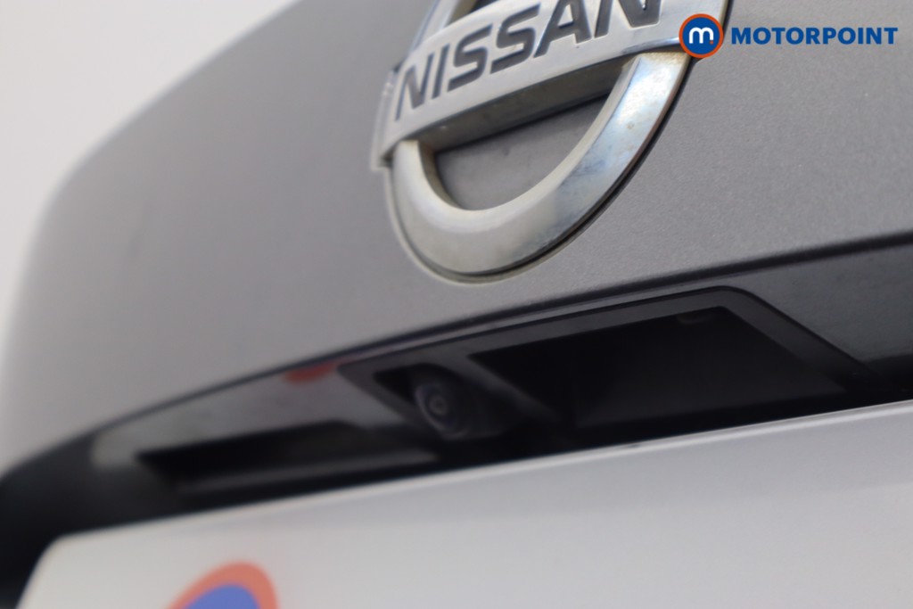 Nissan Juke N-Connecta Automatic Petrol SUV - Stock Number (1581788) - 28th supplementary image