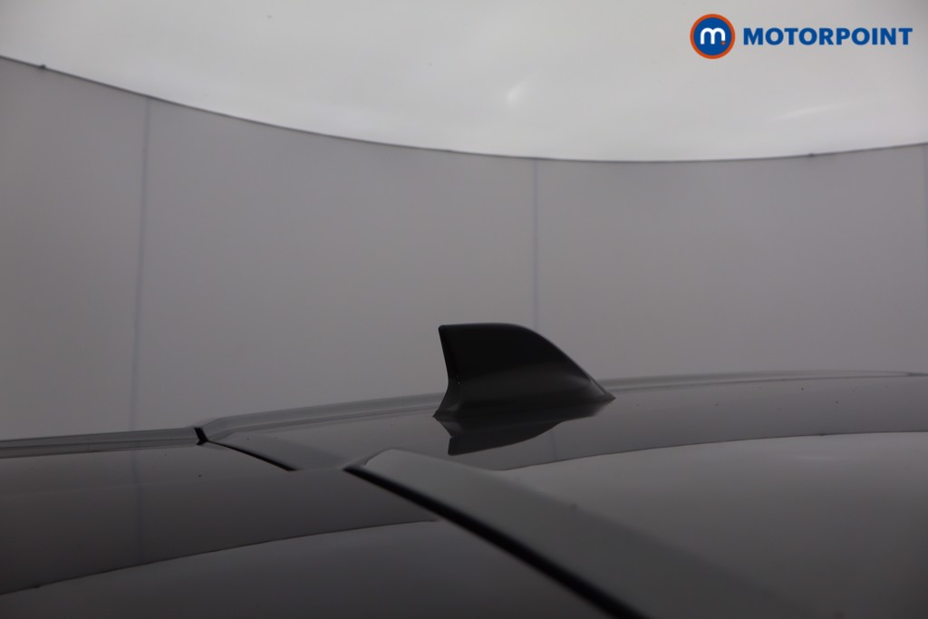 Nissan Juke N-Connecta Automatic Petrol SUV - Stock Number (1581788) - 31st supplementary image