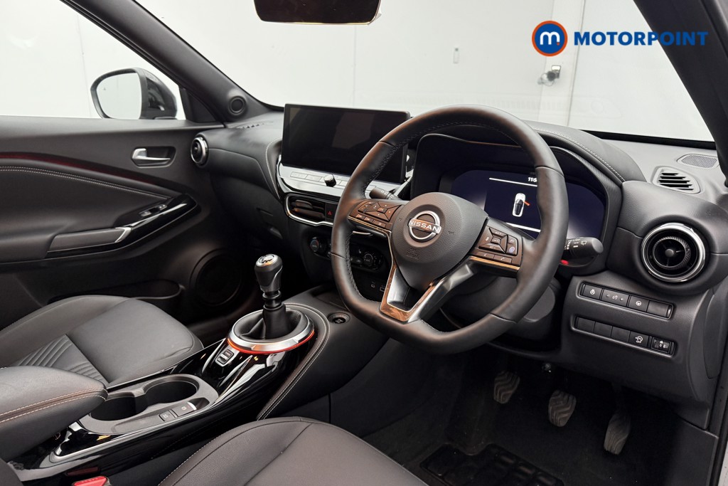 Nissan Juke Tekna Manual Petrol SUV - Stock Number (1581976) - 6th supplementary image