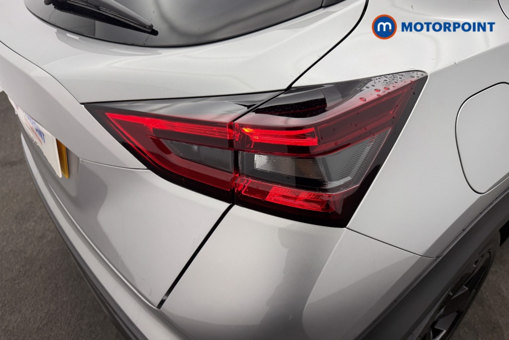 Nissan Juke Tekna Manual Petrol SUV - Stock Number (1581976) - 18th supplementary image
