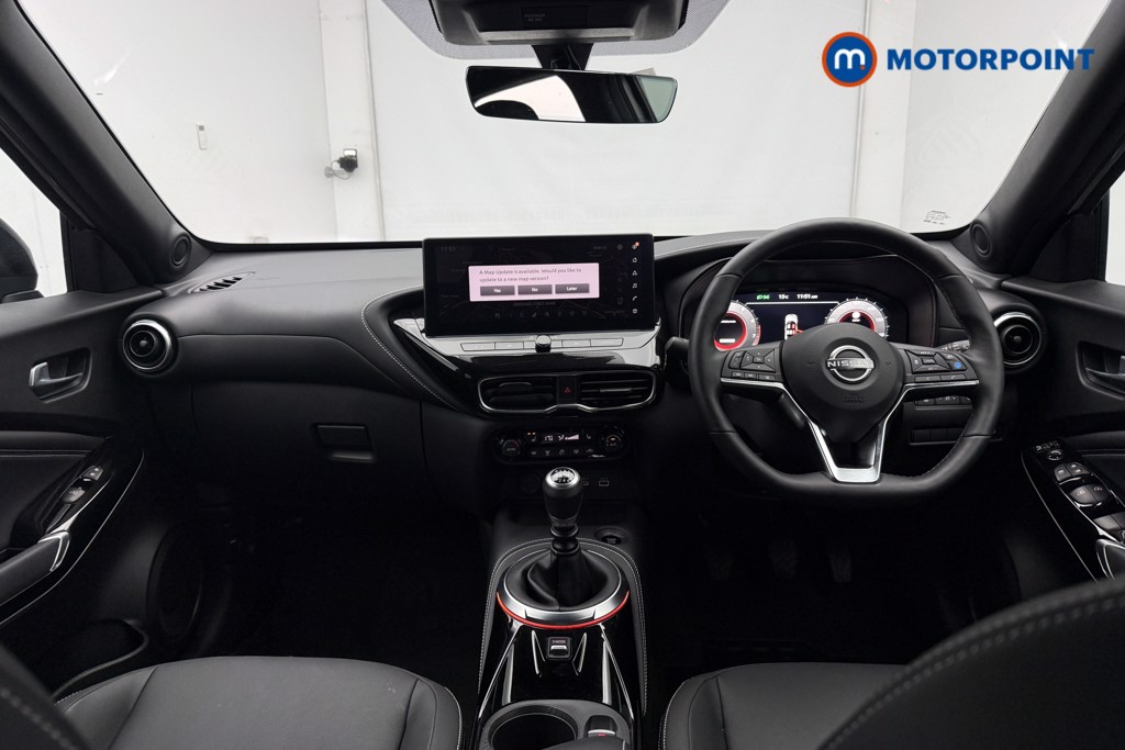 Nissan Juke Tekna Manual Petrol SUV - Stock Number (1581976) - 1st supplementary image
