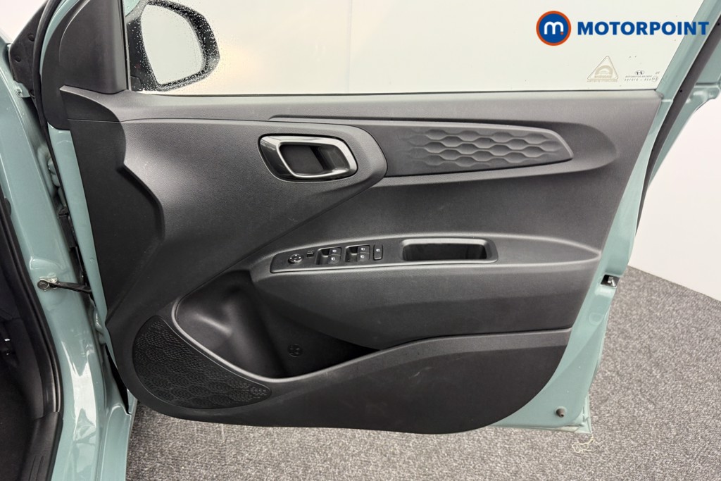 Hyundai I10 Advance Manual Petrol Hatchback - Stock Number (1582045) - 15th supplementary image
