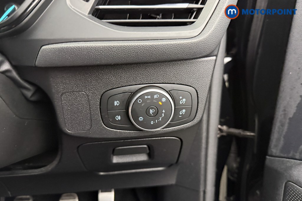 Ford Focus St-Line Manual Petrol Hatchback - Stock Number (1582076) - 14th supplementary image