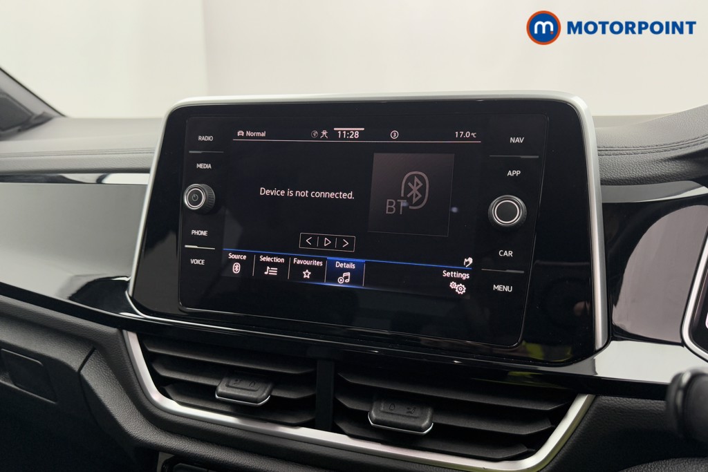 Volkswagen T-Roc R-Line Automatic Petrol SUV - Stock Number (1582183) - 8th supplementary image