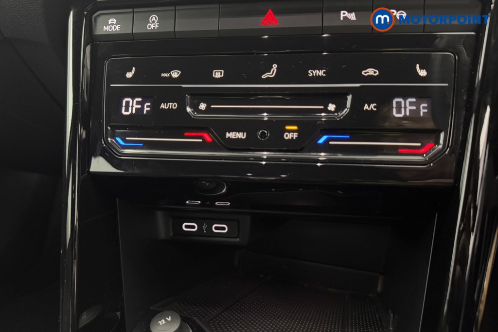 Volkswagen T-Roc R-Line Automatic Petrol SUV - Stock Number (1582183) - 13th supplementary image